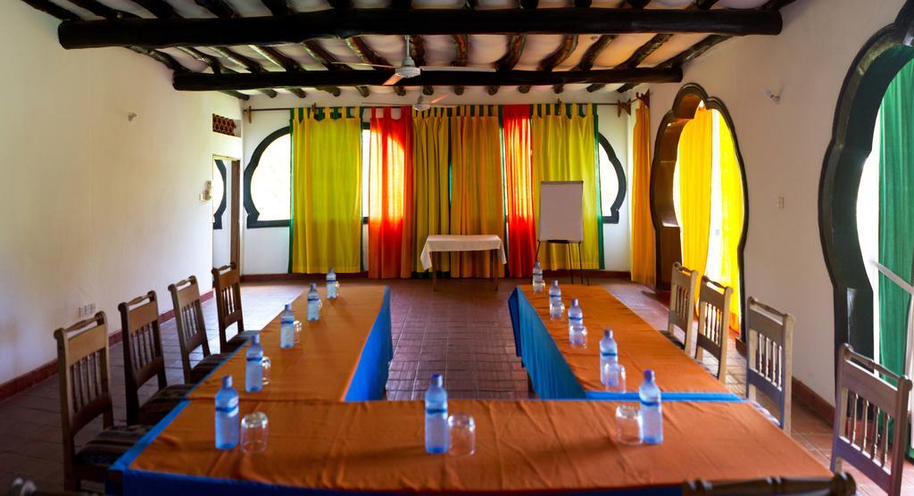 Mangro Hotel Playa de Diani Exterior foto